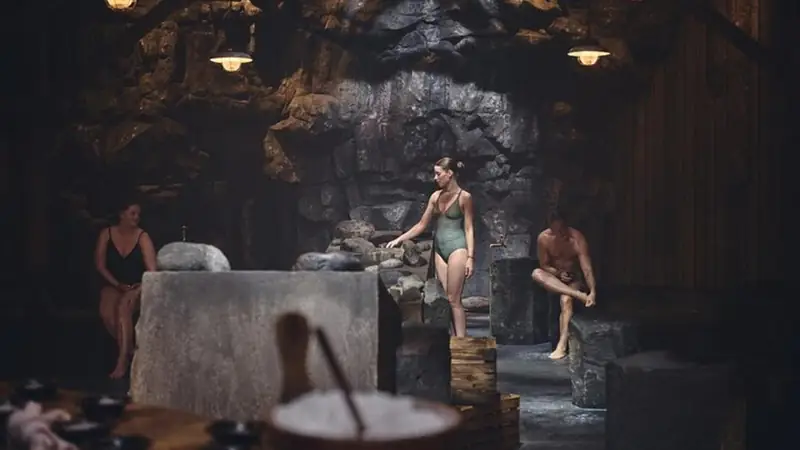 Sky Lagoon with the 7-step ritual